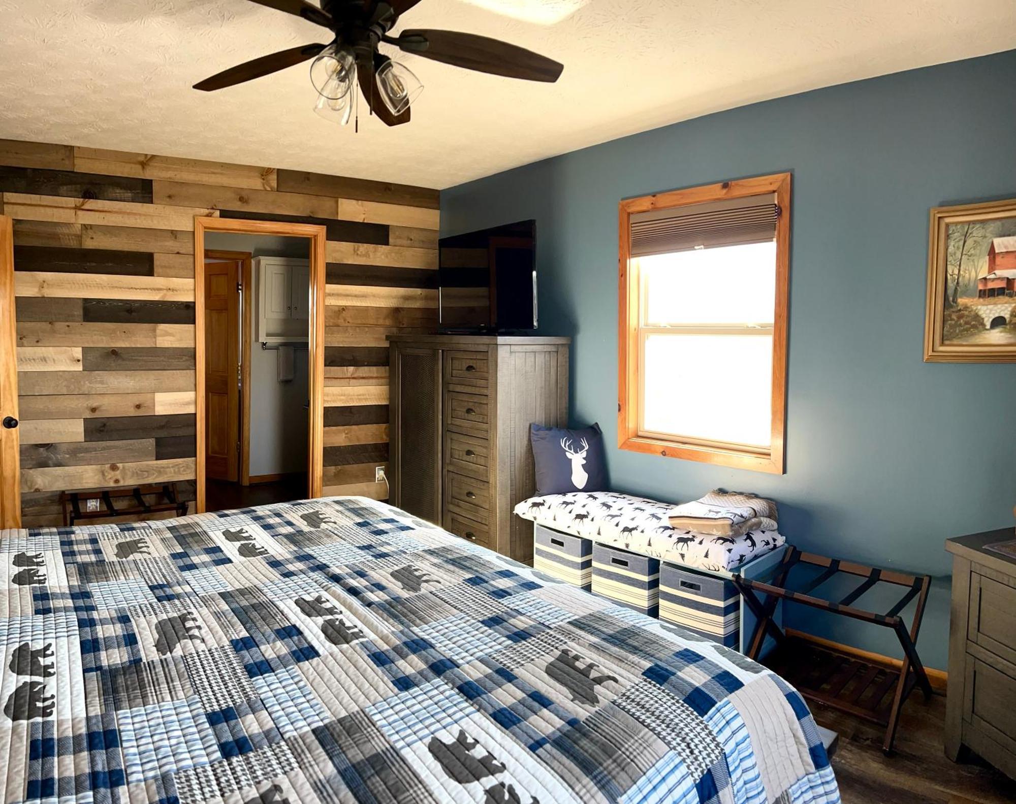Blue Beary Delight Newly Renovated Near Everything Севьервилл Экстерьер фото