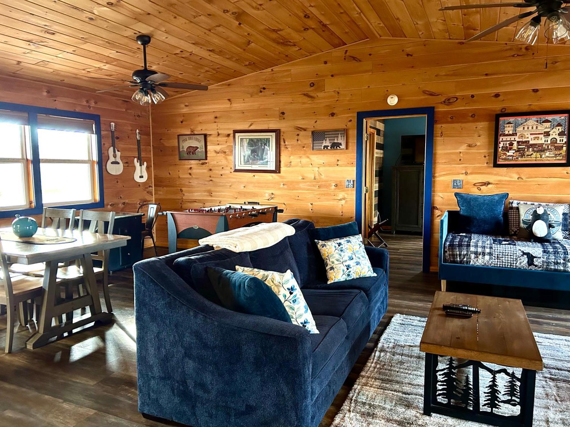 Blue Beary Delight Newly Renovated Near Everything Севьервилл Экстерьер фото