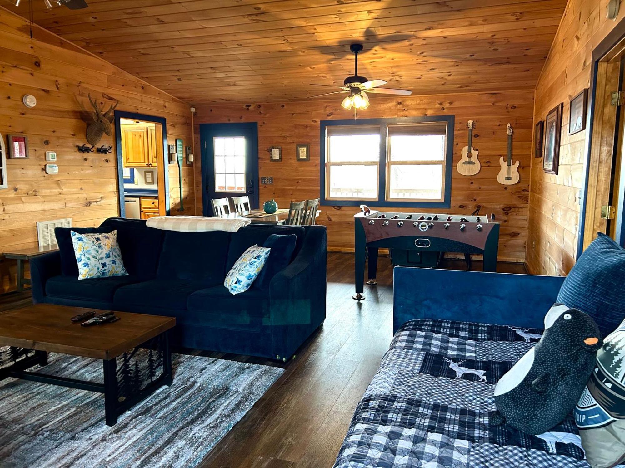 Blue Beary Delight Newly Renovated Near Everything Севьервилл Экстерьер фото